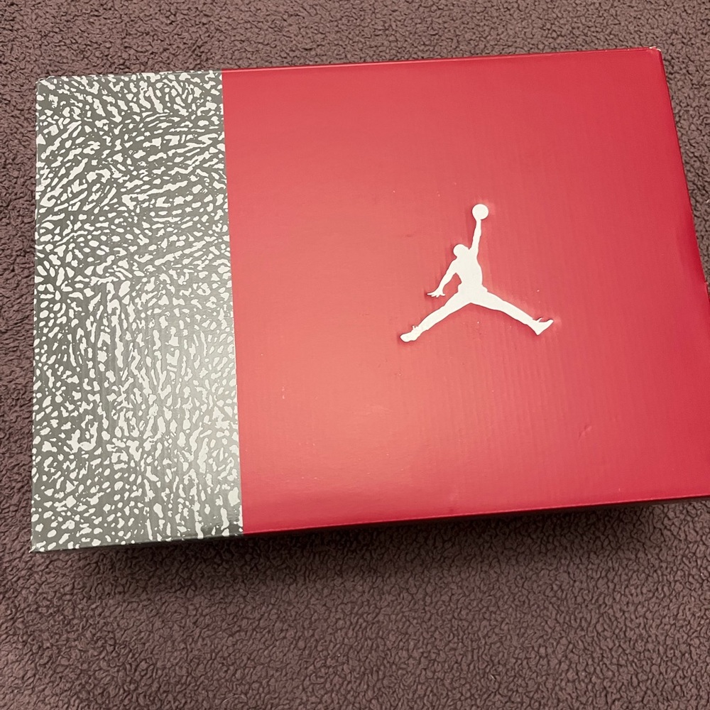 🔥Jordan 3 Cardinals DS🔥M-10.5 - Picture 2 of 11